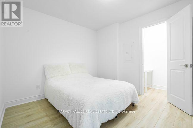 403 - 28 Ted Rogers Way, Toronto, Ontario  M4Y 2J4 - Photo 11 - C12463715