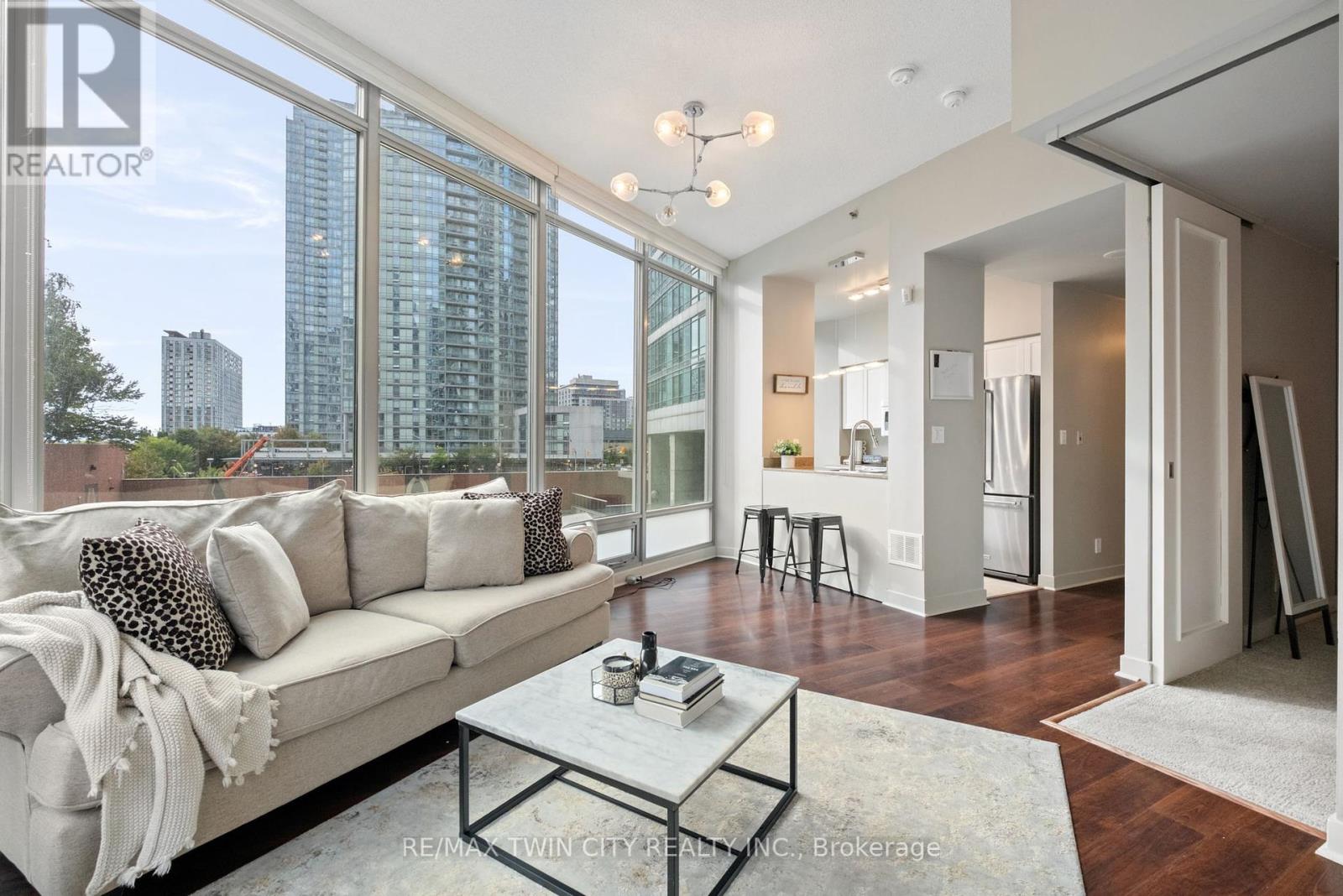 201 - 81 Navy Wharf Court, Toronto, Ontario  M5V 3S2 - Photo 9 - C12463726
