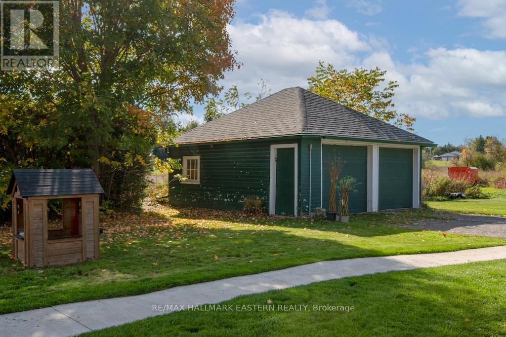 3477 Wallace Point Road, Otonabee-South Monaghan, Ontario  K9J 6Y3 - Photo 5 - X12463813