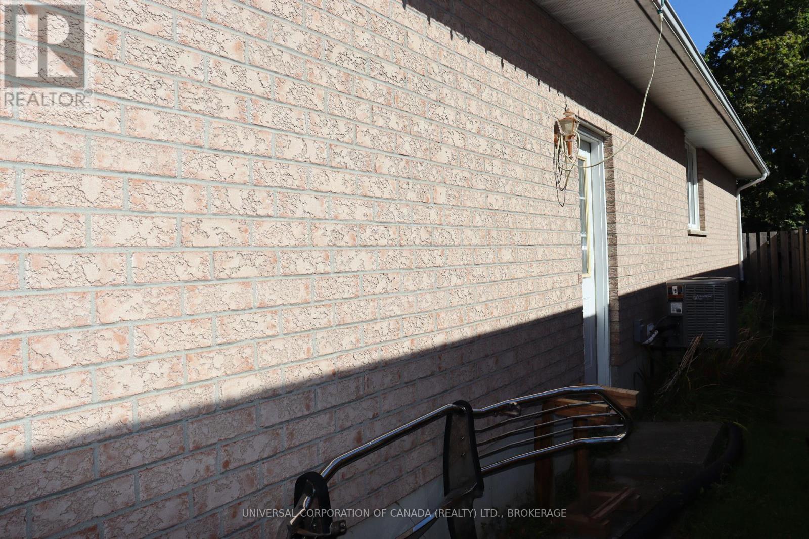 89 Myrtle Street N, Aylmer, Ontario  N5H 2H7 - Photo 18 - X12463787