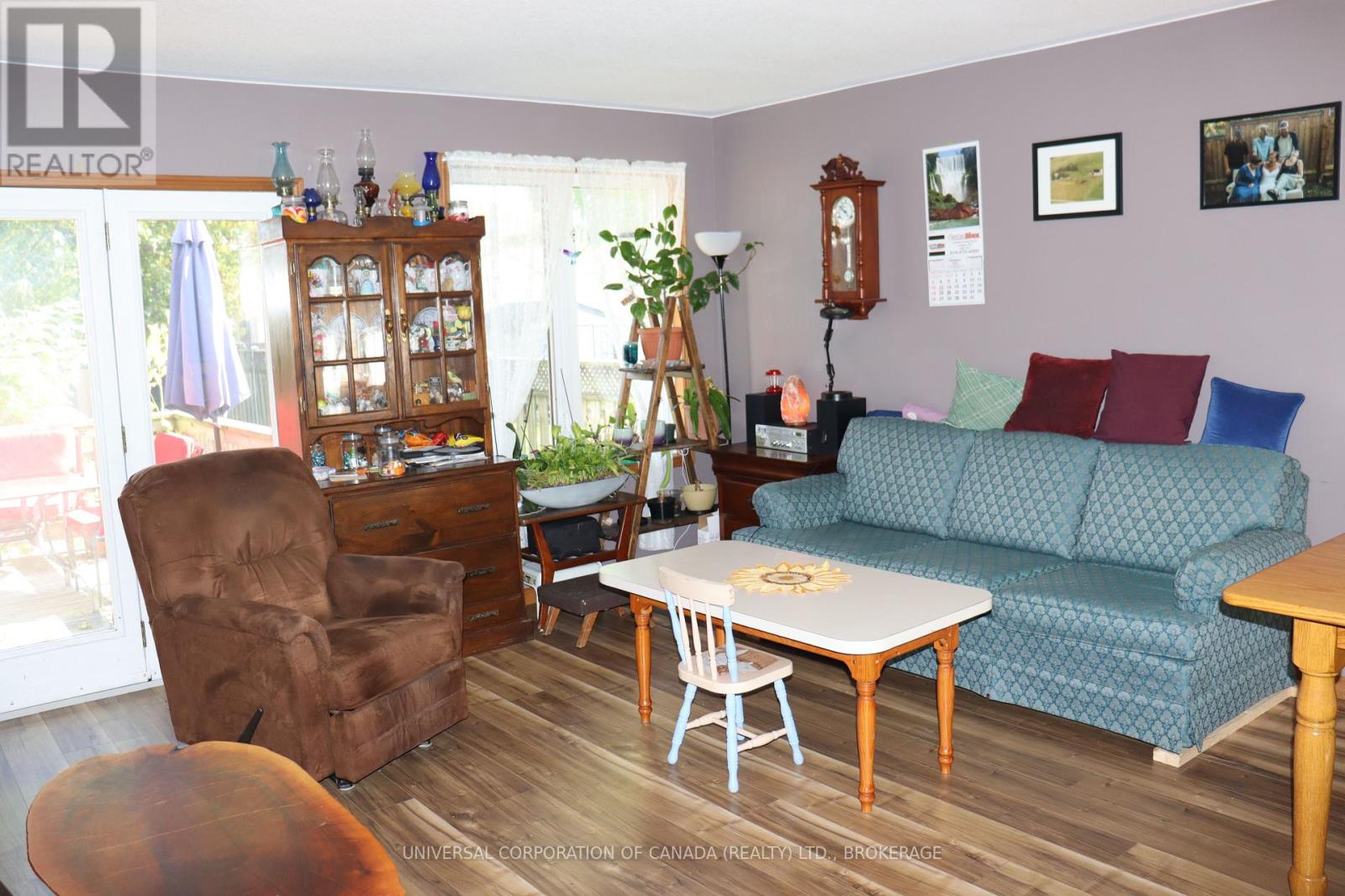 89 Myrtle Street N, Aylmer, Ontario  N5H 2H7 - Photo 5 - X12463787