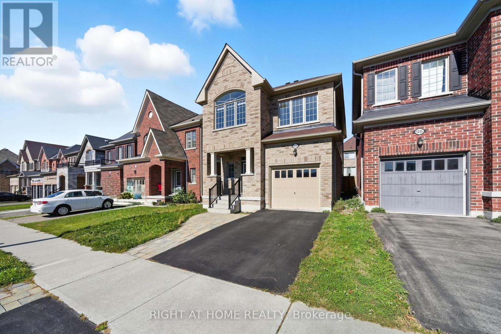 1231 Graham Clapp Avenue, Oshawa, Ontario  L1H 8L7 - Photo 3 - E12463707