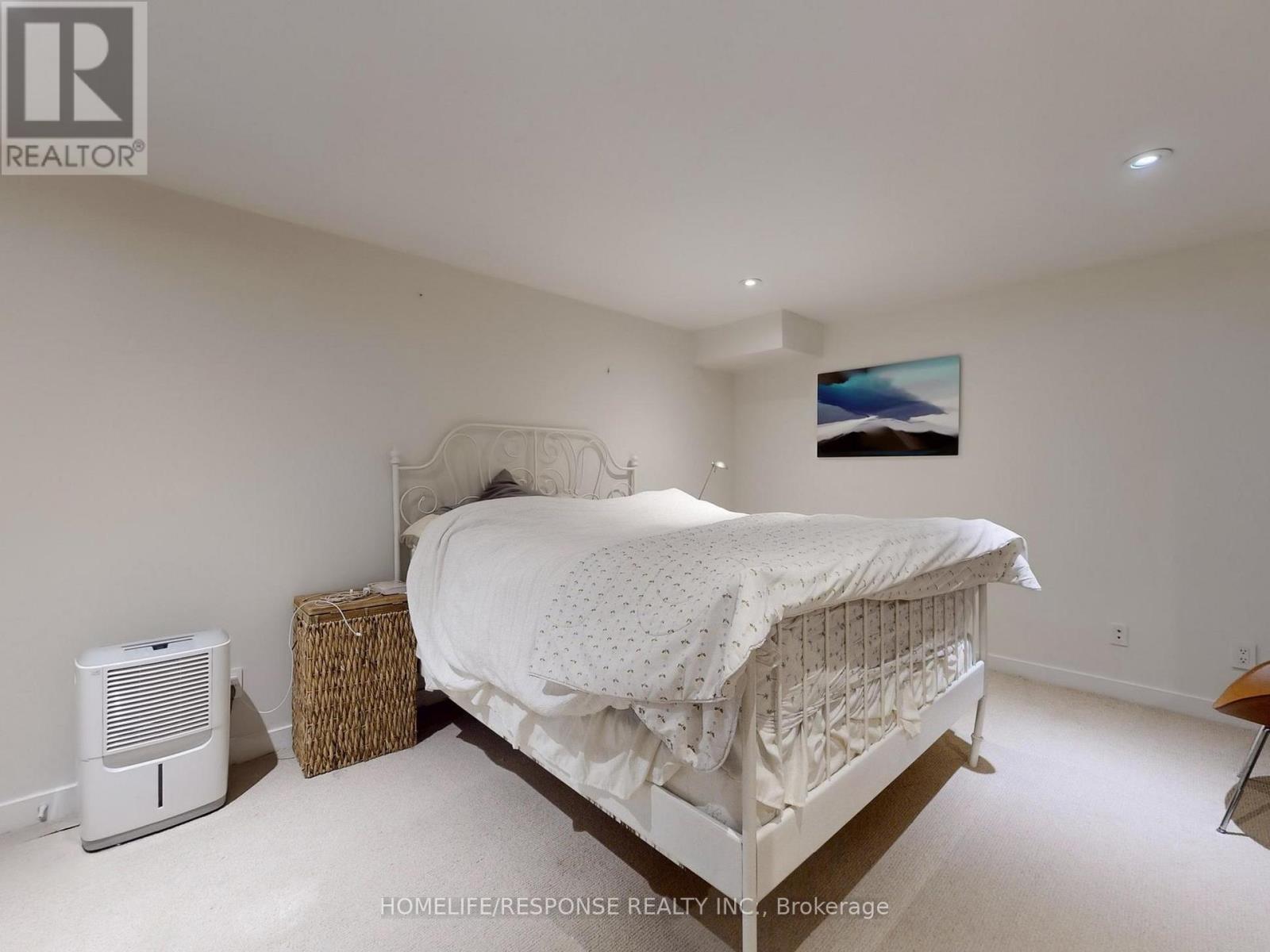 1095 Dundas Street E, Toronto, Ontario  M4M 1R9 - Photo 13 - E12463748