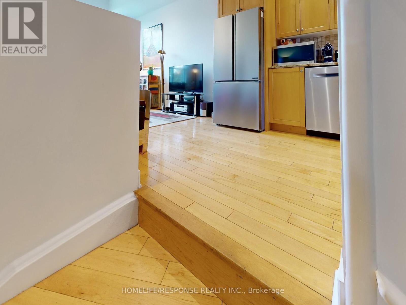 1095 Dundas Street E, Toronto, Ontario  M4M 1R9 - Photo 17 - E12463748