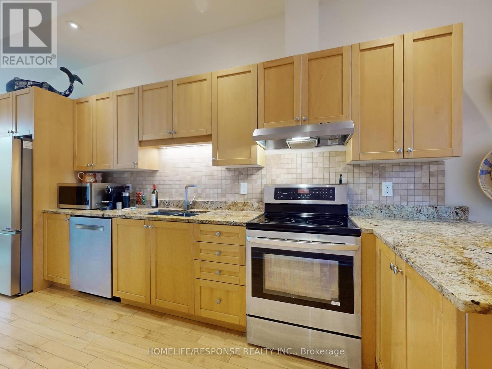 1095 Dundas Street E, Toronto, Ontario  M4M 1R9 - Photo 21 - E12463748