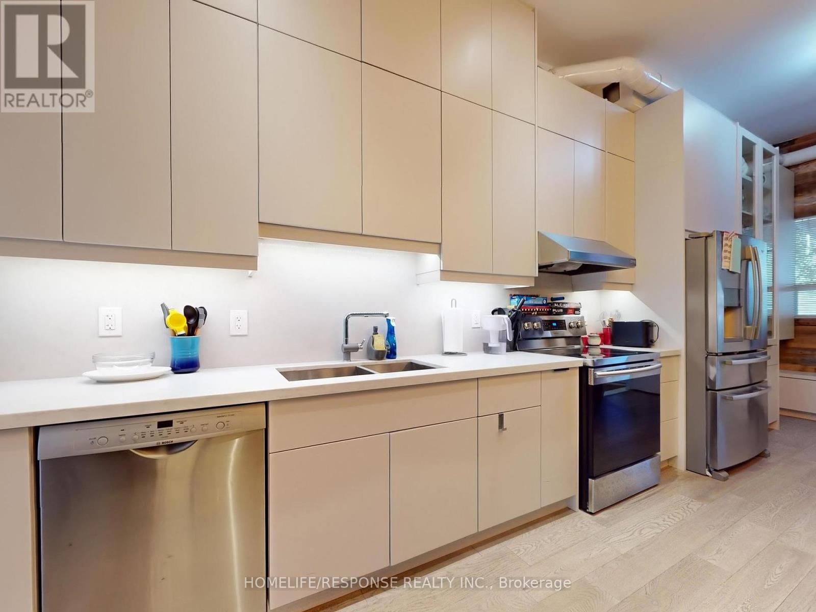 1095 Dundas Street E, Toronto, Ontario  M4M 1R9 - Photo 6 - E12463748