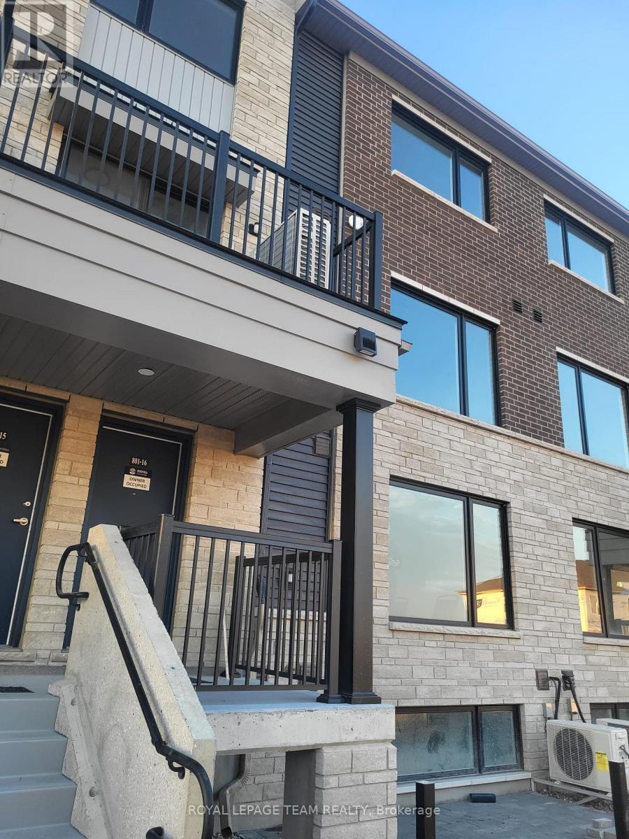 801 GLENROY GILBERT DRIVE, Ottawa, Ontario