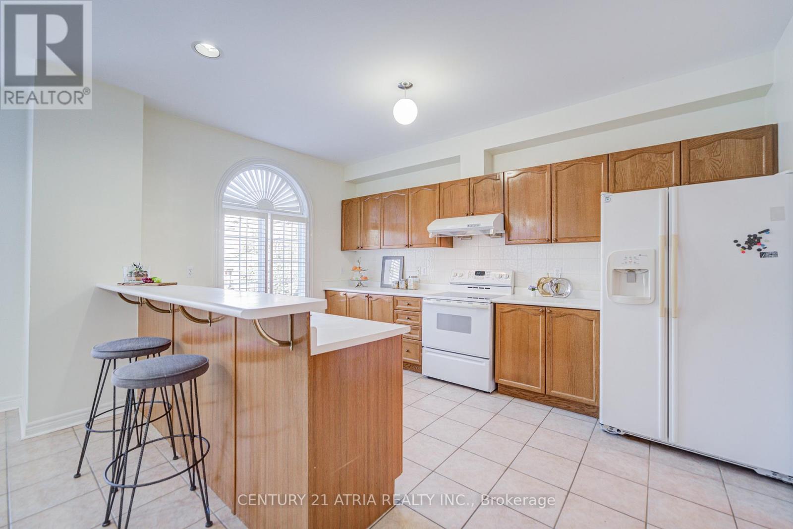 108 - 190 Harding Boulevard W, Richmond Hill, Ontario  L4C 0J9 - Photo 19 - N12463664
