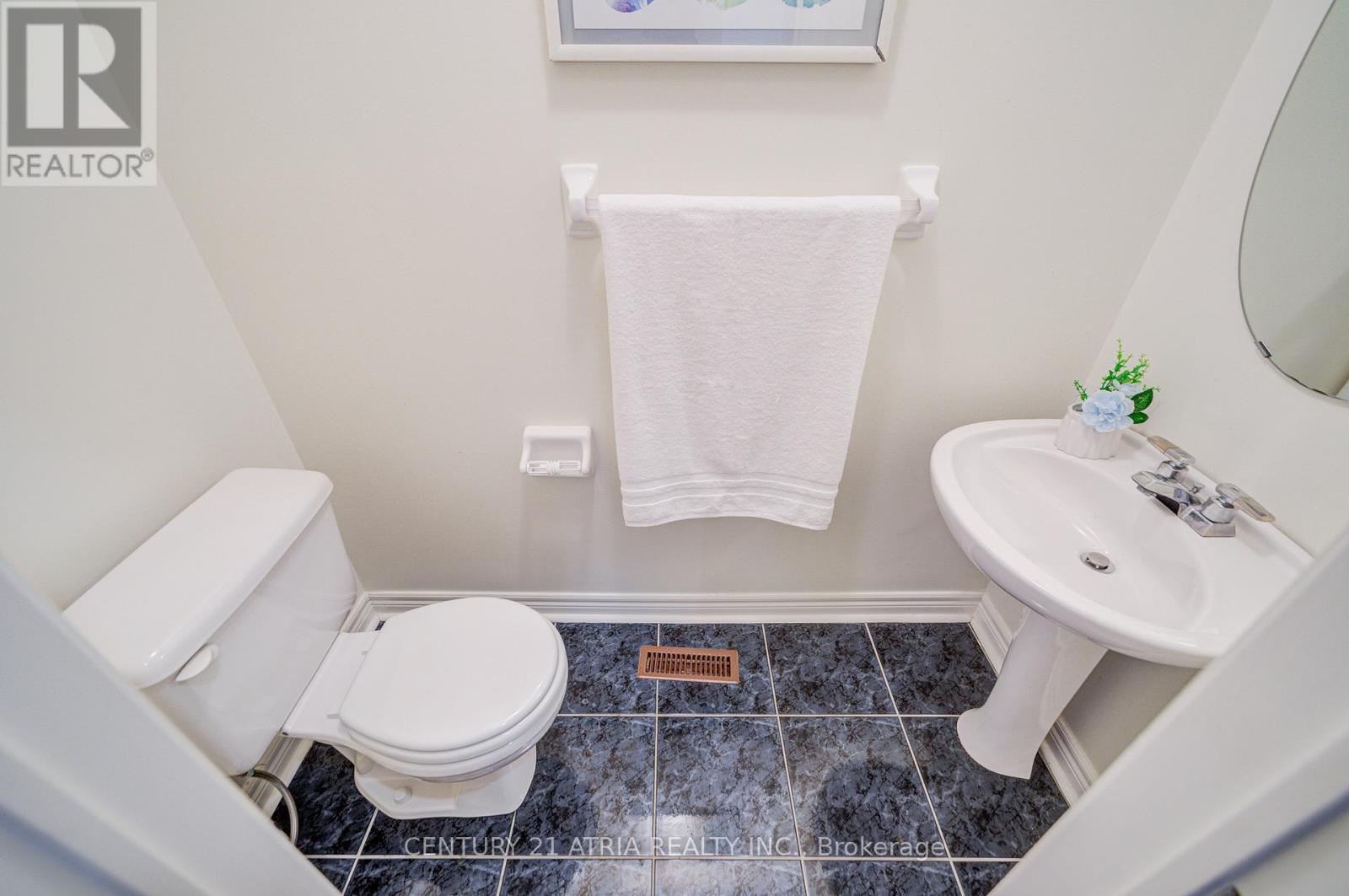 108 - 190 Harding Boulevard W, Richmond Hill, Ontario  L4C 0J9 - Photo 31 - N12463664
