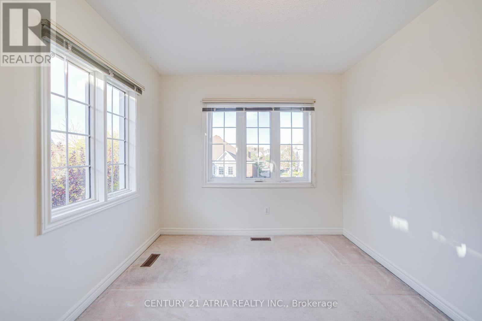 108 - 190 Harding Boulevard W, Richmond Hill, Ontario  L4C 0J9 - Photo 36 - N12463664