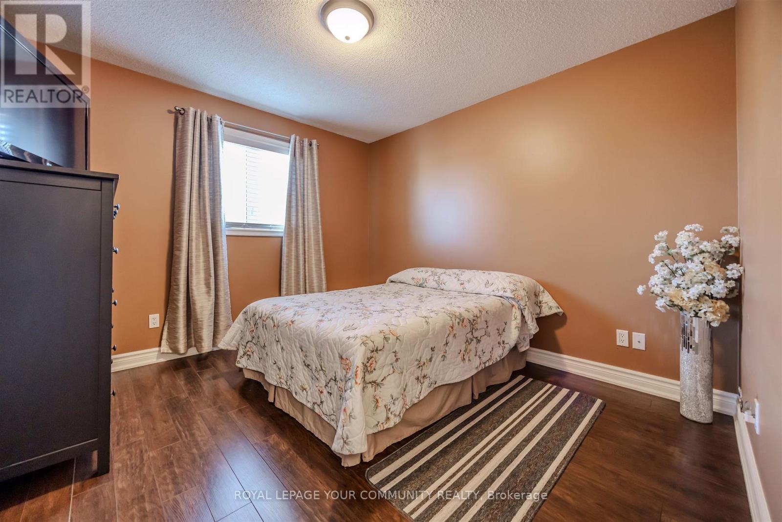 260 Mathewson Street, Vaughan, Ontario  L6A 1B4 - Photo 21 - N12463689