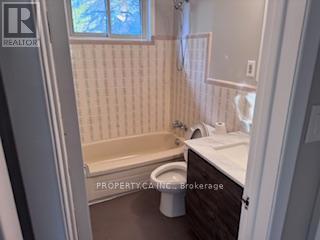 Main - 49 Child Drive, Aurora, Ontario  L4G 1Y6 - Photo 5 - N12463705