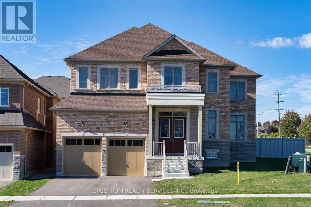 6 Barrow Avenue, Bradford West Gwillimbury (Bradford), Ontario  L3Z 0W1 - Photo 3 - N12463716