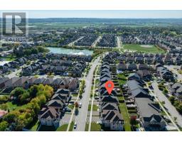 6 BARROW AVENUE, Bradford West Gwillimbury, Ontario