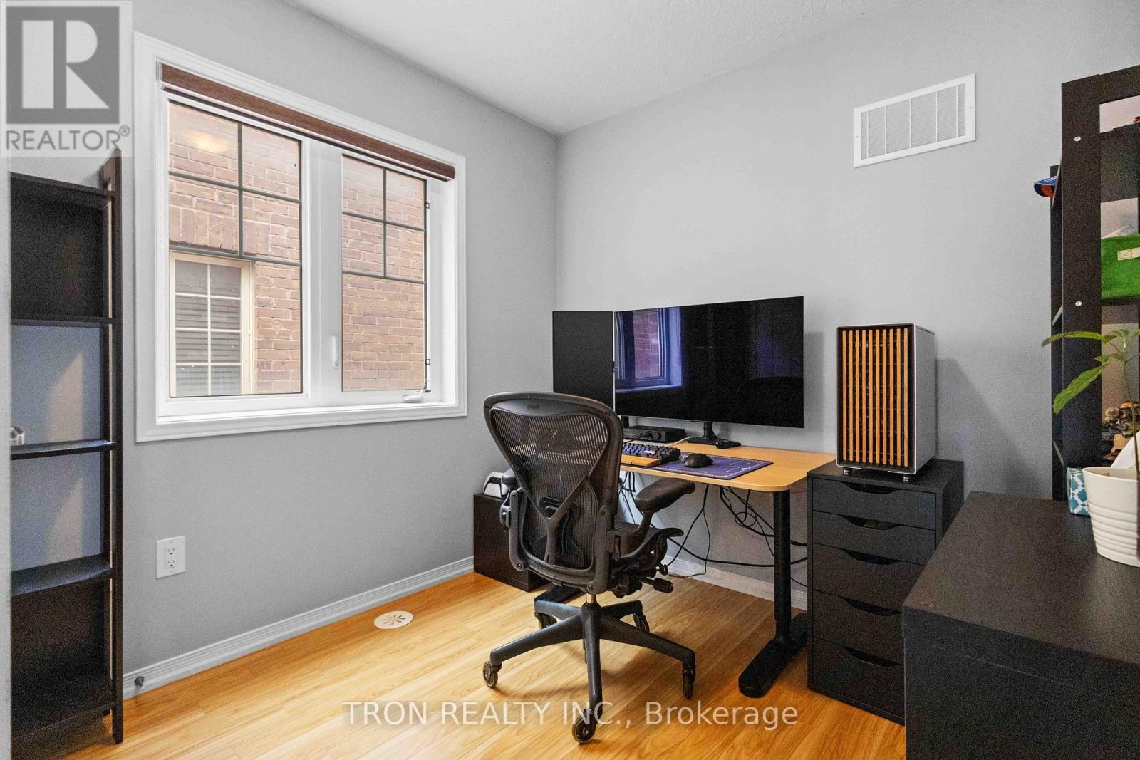 5253 Major Mackenzie Drive E, Markham, Ontario  L6C 0N3 - Photo 19 - N12463729