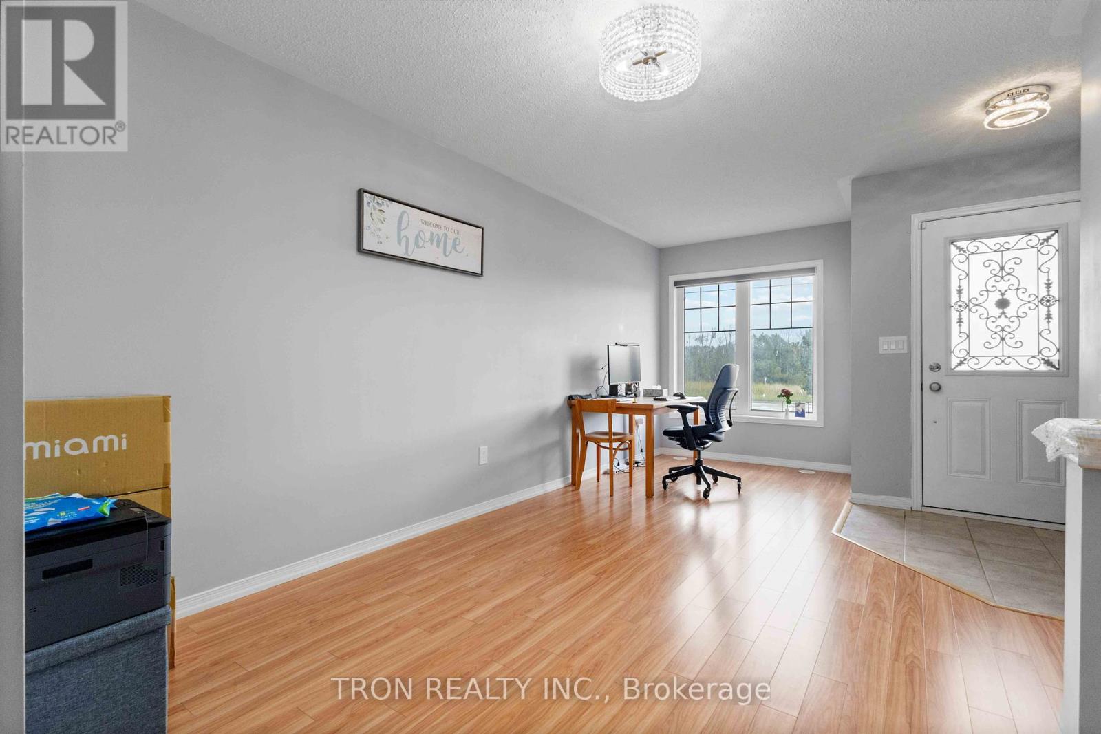 5253 Major Mackenzie Drive E, Markham, Ontario  L6C 0N3 - Photo 3 - N12463729