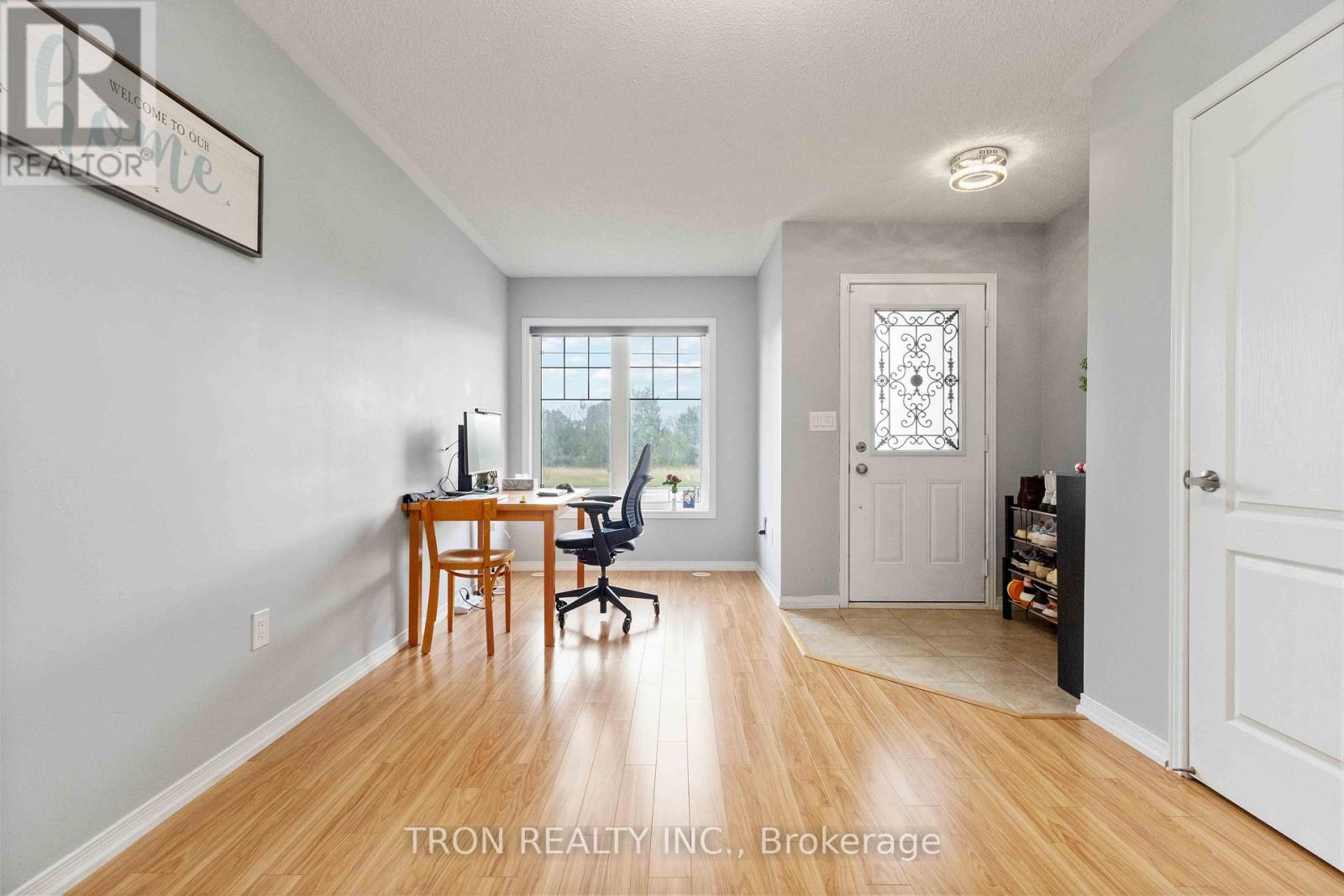 5253 Major Mackenzie Drive E, Markham, Ontario  L6C 0N3 - Photo 4 - N12463729