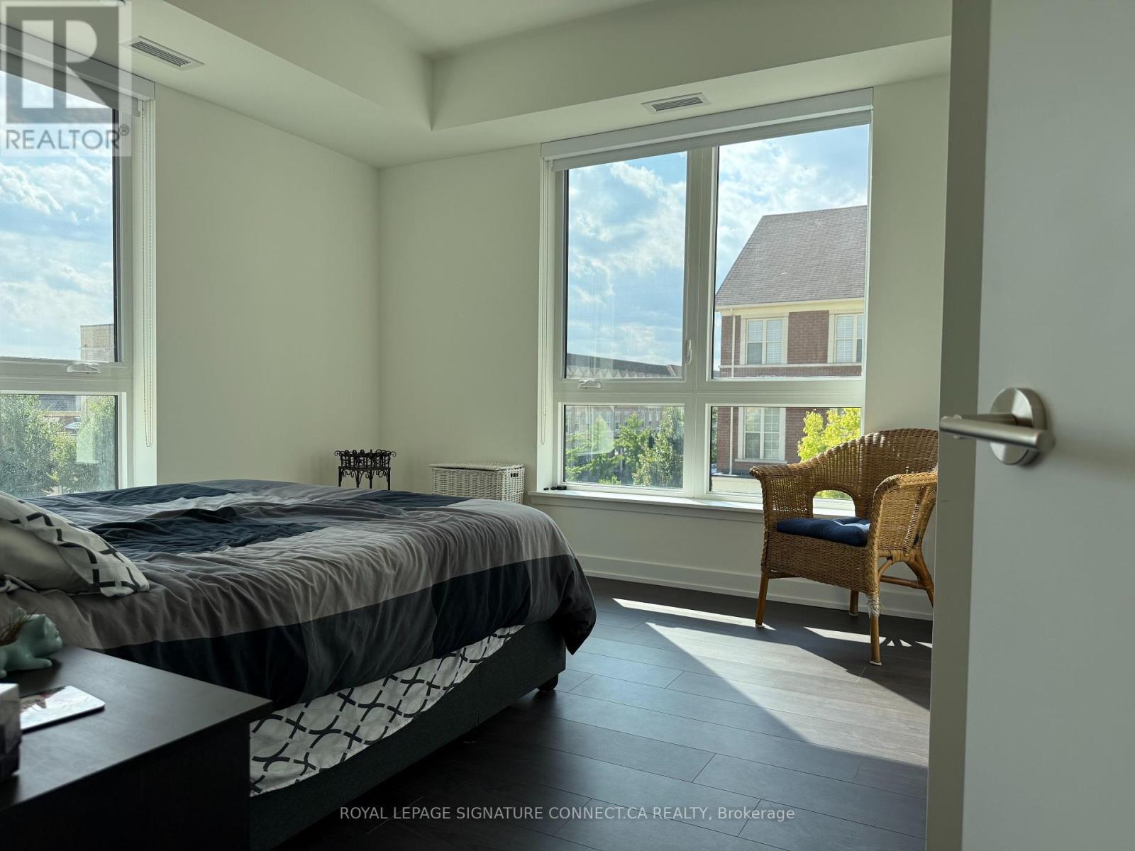223 - 101 Cathedral High Street, Markham, Ontario  L6C 0P1 - Photo 15 - N12463735