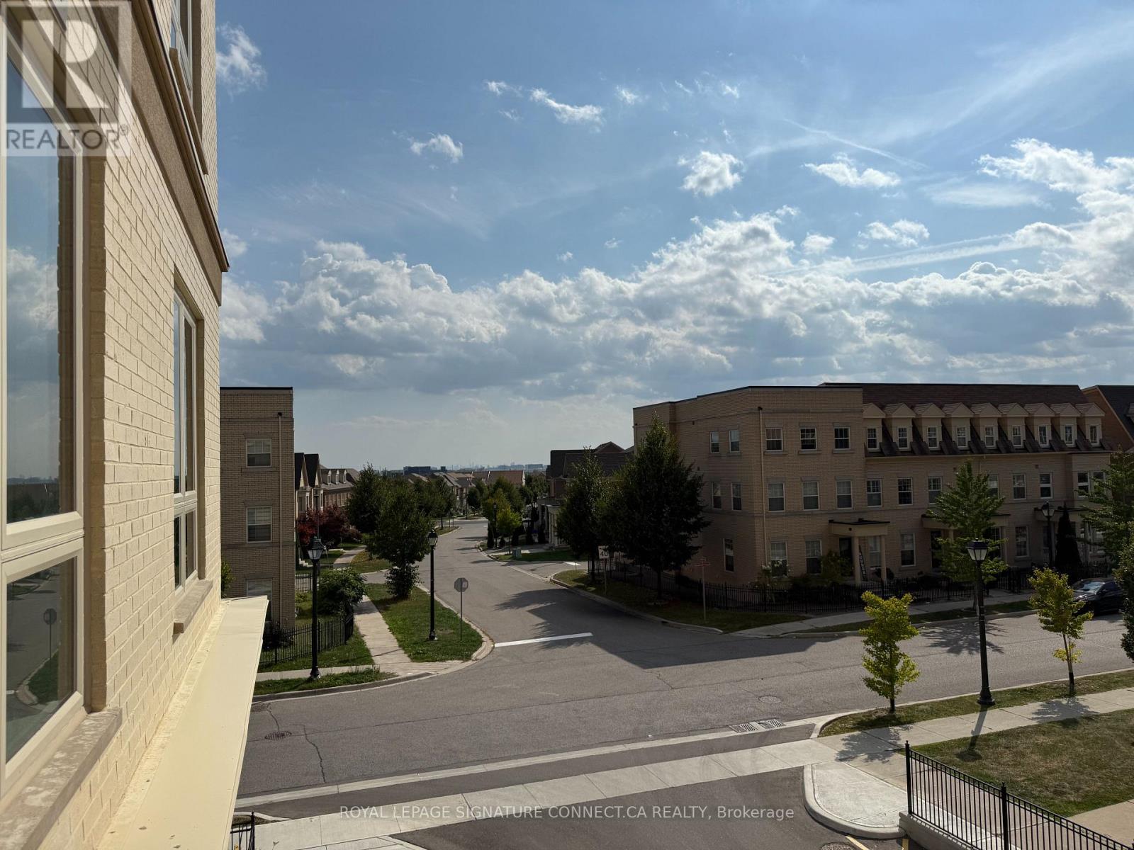 223 - 101 Cathedral High Street, Markham, Ontario  L6C 0P1 - Photo 23 - N12463735