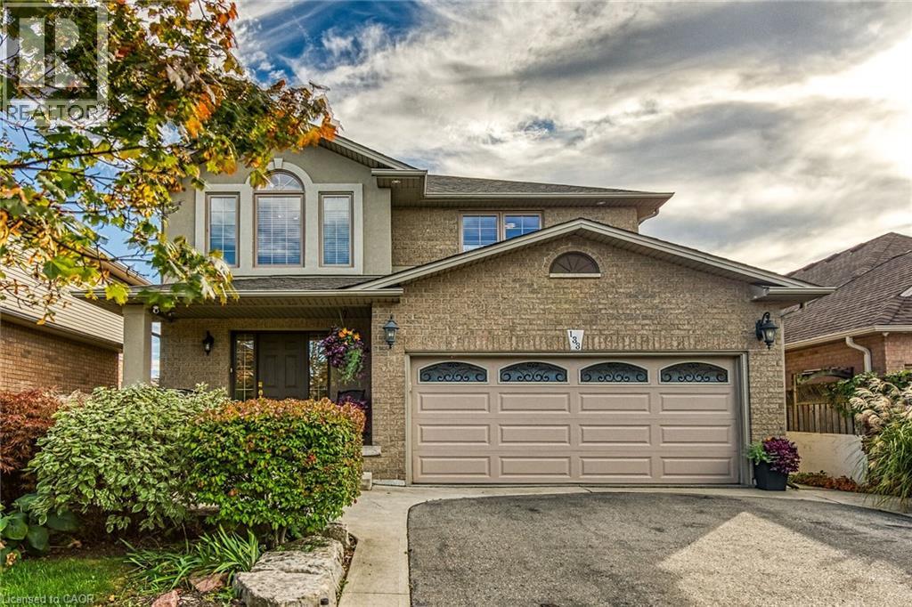 133 ERINGATE Drive, Stoney Creek, Ontario