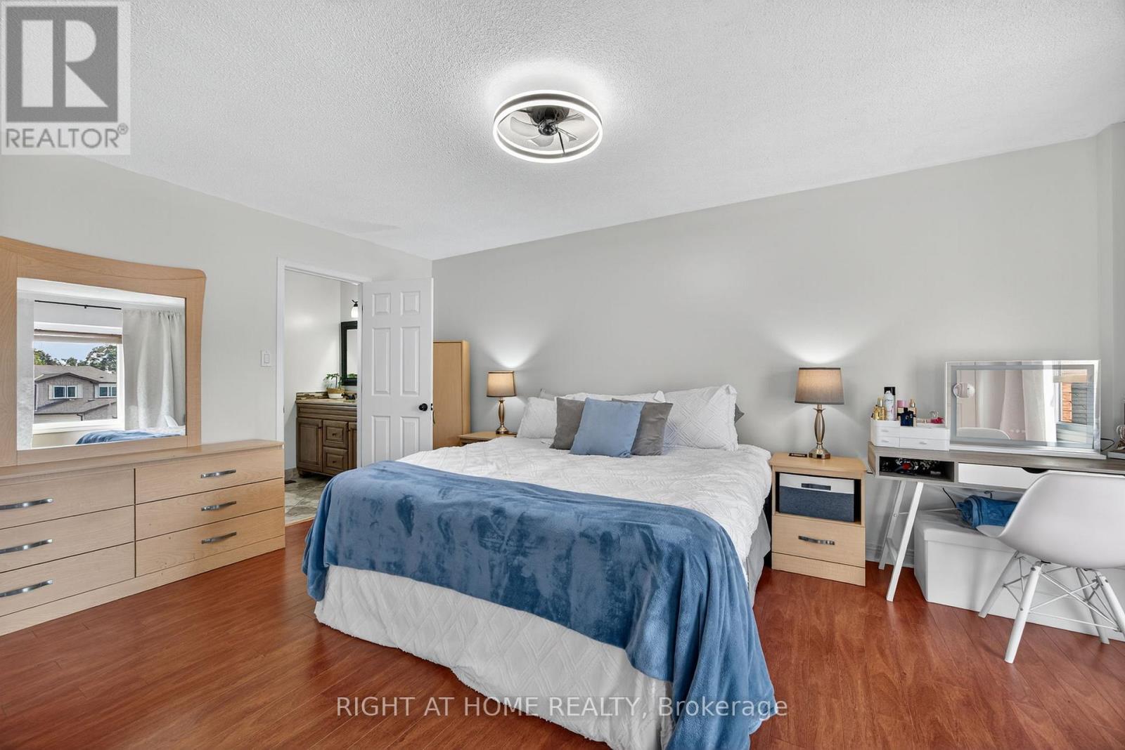 13 Orwell Crescent, Barrie, Ontario  L4N 6N3 - Photo 11 - S12463637