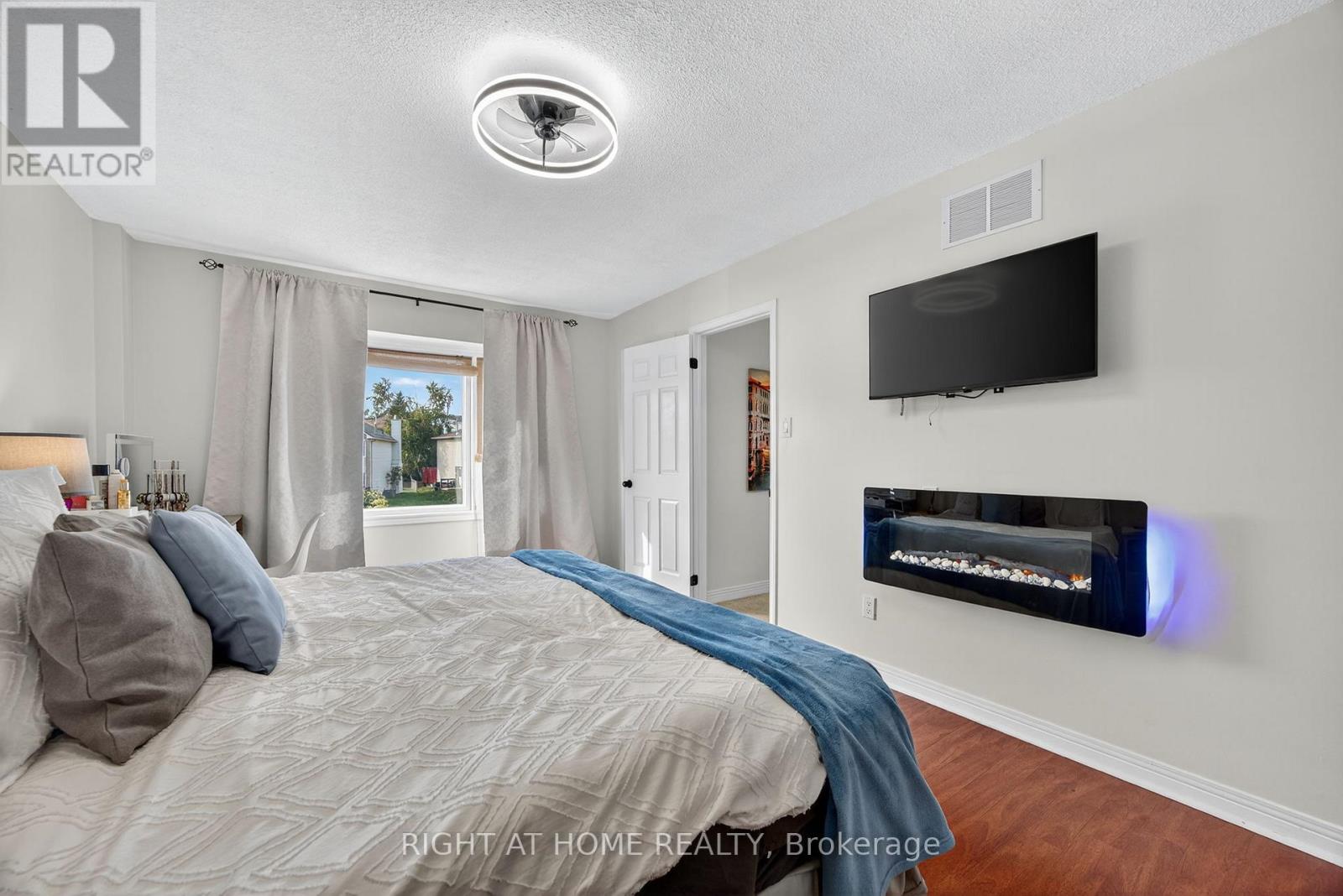 13 Orwell Crescent, Barrie, Ontario  L4N 6N3 - Photo 13 - S12463637