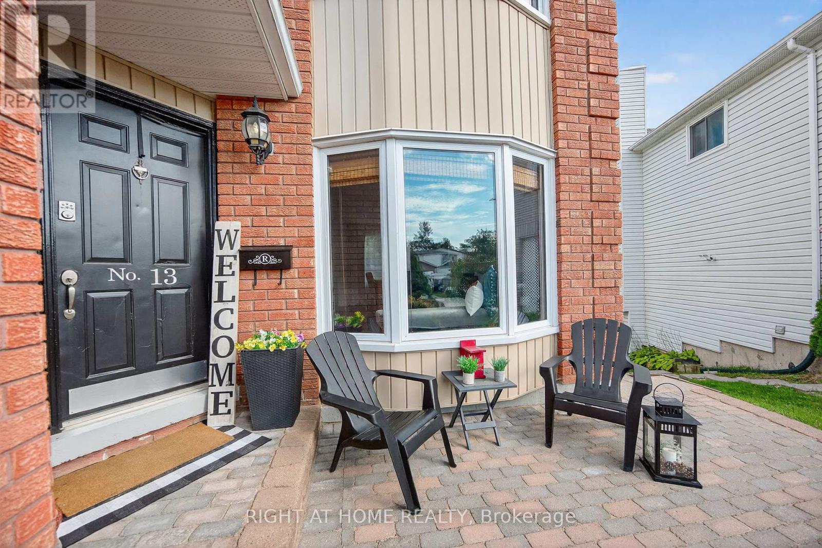13 Orwell Crescent, Barrie, Ontario  L4N 6N3 - Photo 3 - S12463637