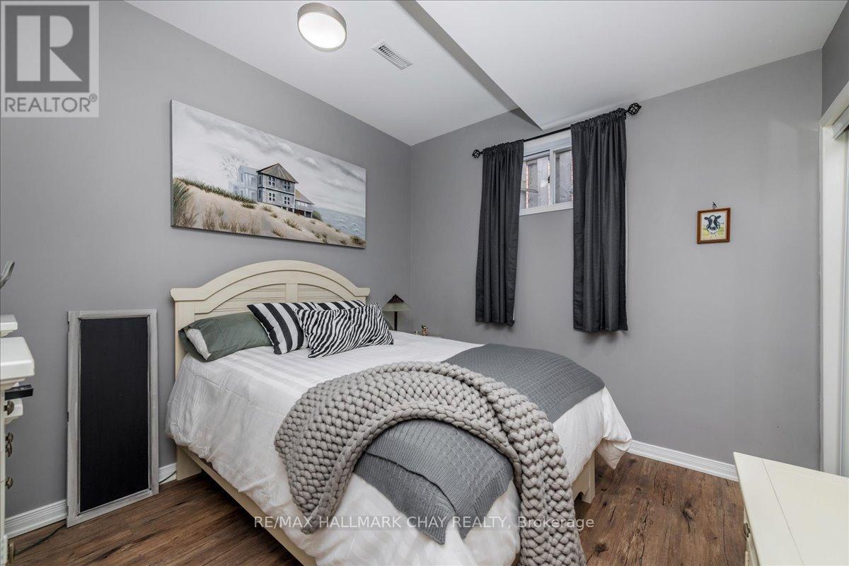114 Chieftain Crescent, Barrie, Ontario  L4N 6J3 - Photo 13 - S12463734