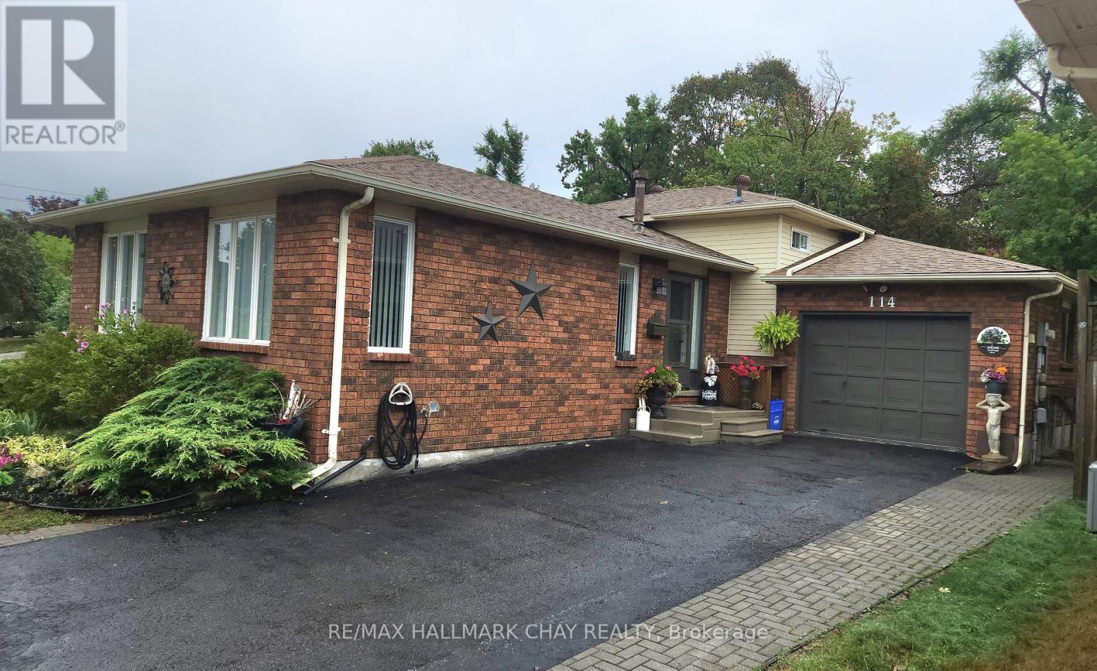 114 Chieftain Crescent, Barrie, Ontario  L4N 6J3 - Photo 3 - S12463734