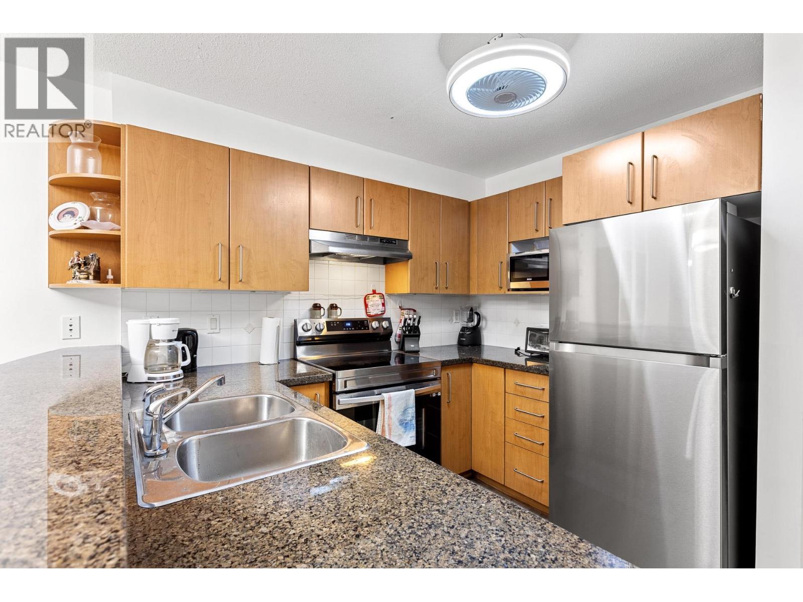 313 3388 Morrey Court, Burnaby, British Columbia  V3J 7Y5 - Photo 5 - R3058706