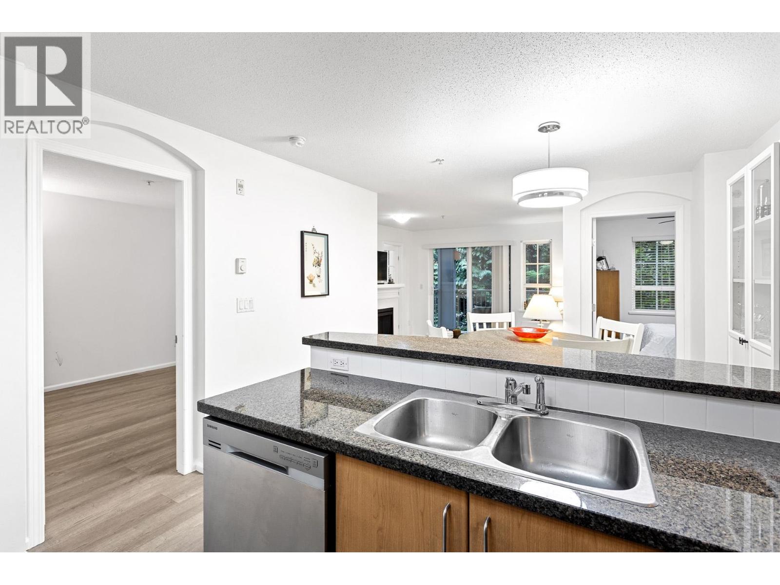 313 3388 Morrey Court, Burnaby, British Columbia  V3J 7Y5 - Photo 6 - R3058706