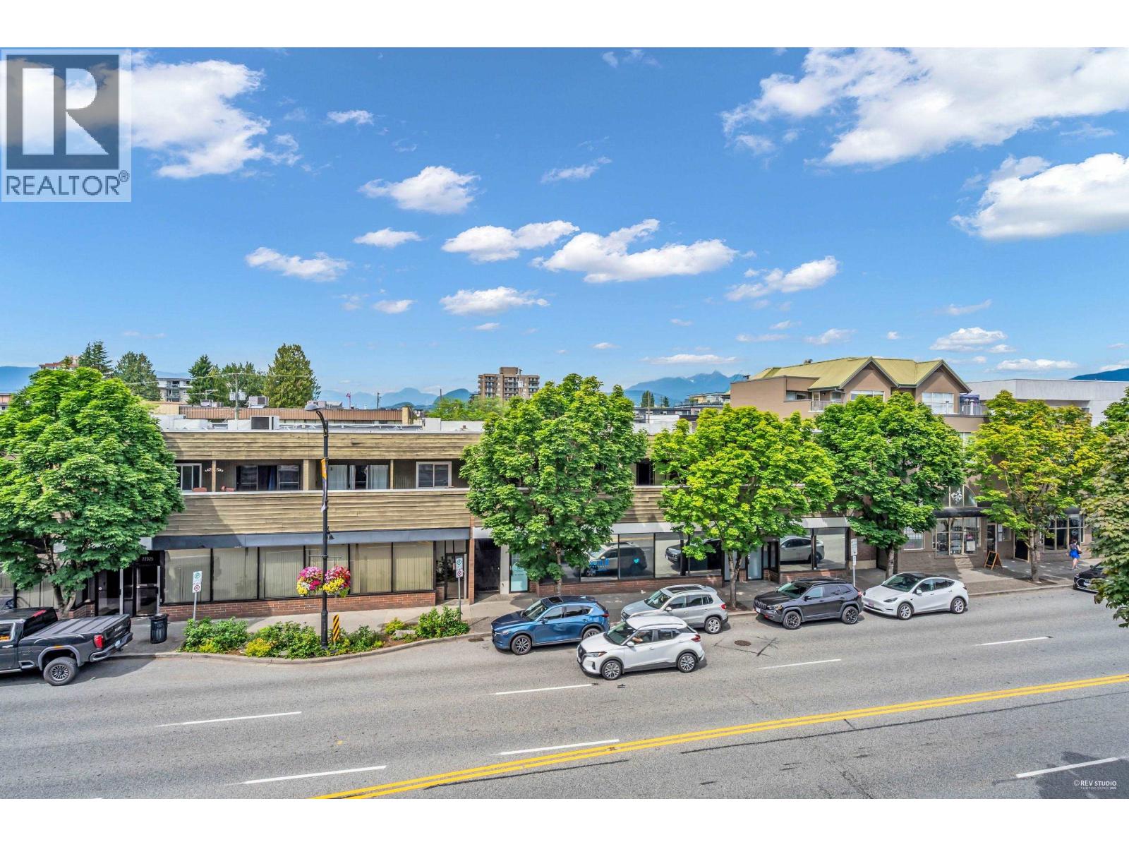 301 22318 Lougheed Highway, Maple Ridge, British Columbia  V2X 2T4 - Photo 13 - R3058718