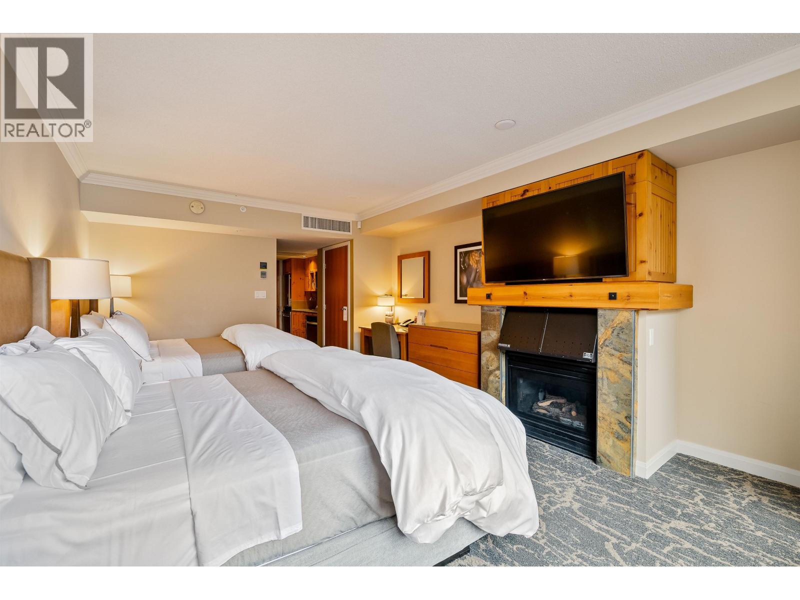 753 4090 Whistler Way, Whistler, British Columbia  V8E 1J3 - Photo 8 - R3058719
