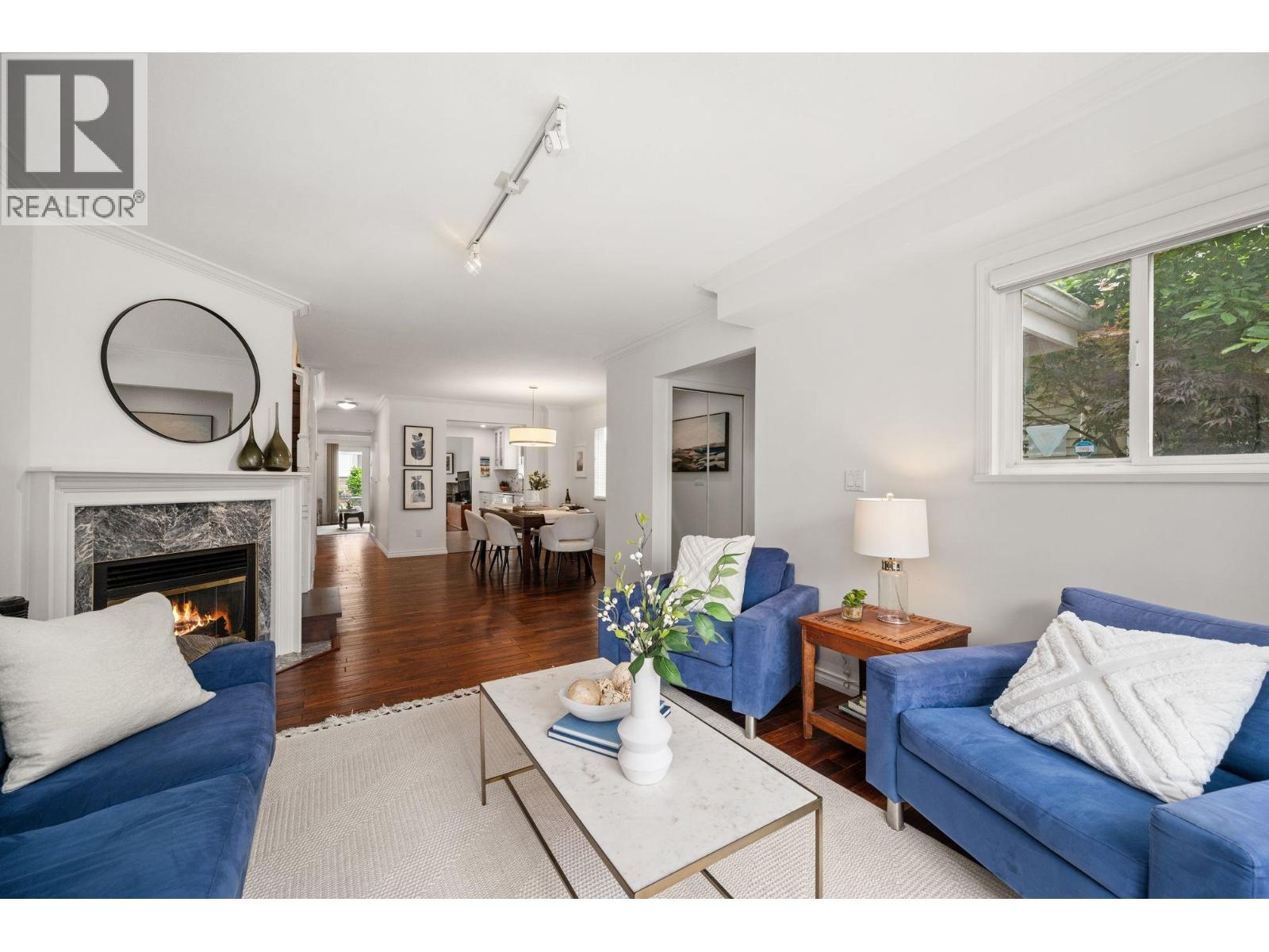 262 E 10th Street, North Vancouver, British Columbia  V7L 2E1 - Photo 6 - R3058723