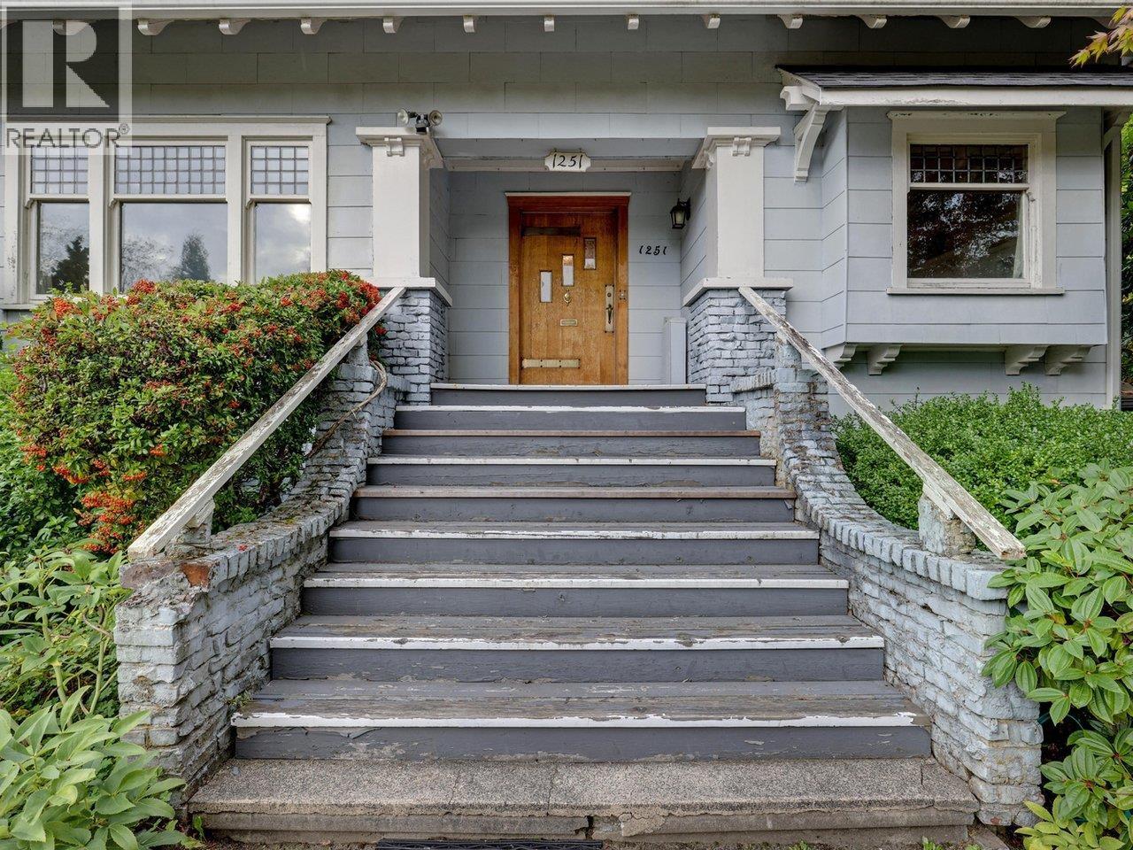 1251 W King Edward Avenue, Vancouver, British Columbia  V6H 1Z8 - Photo 3 - R3058728