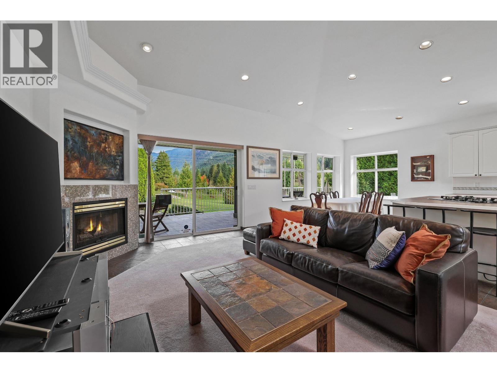 107 Hemlock Drive, Anmore, British Columbia  V3H 4W9 - Photo 4 - R3058729