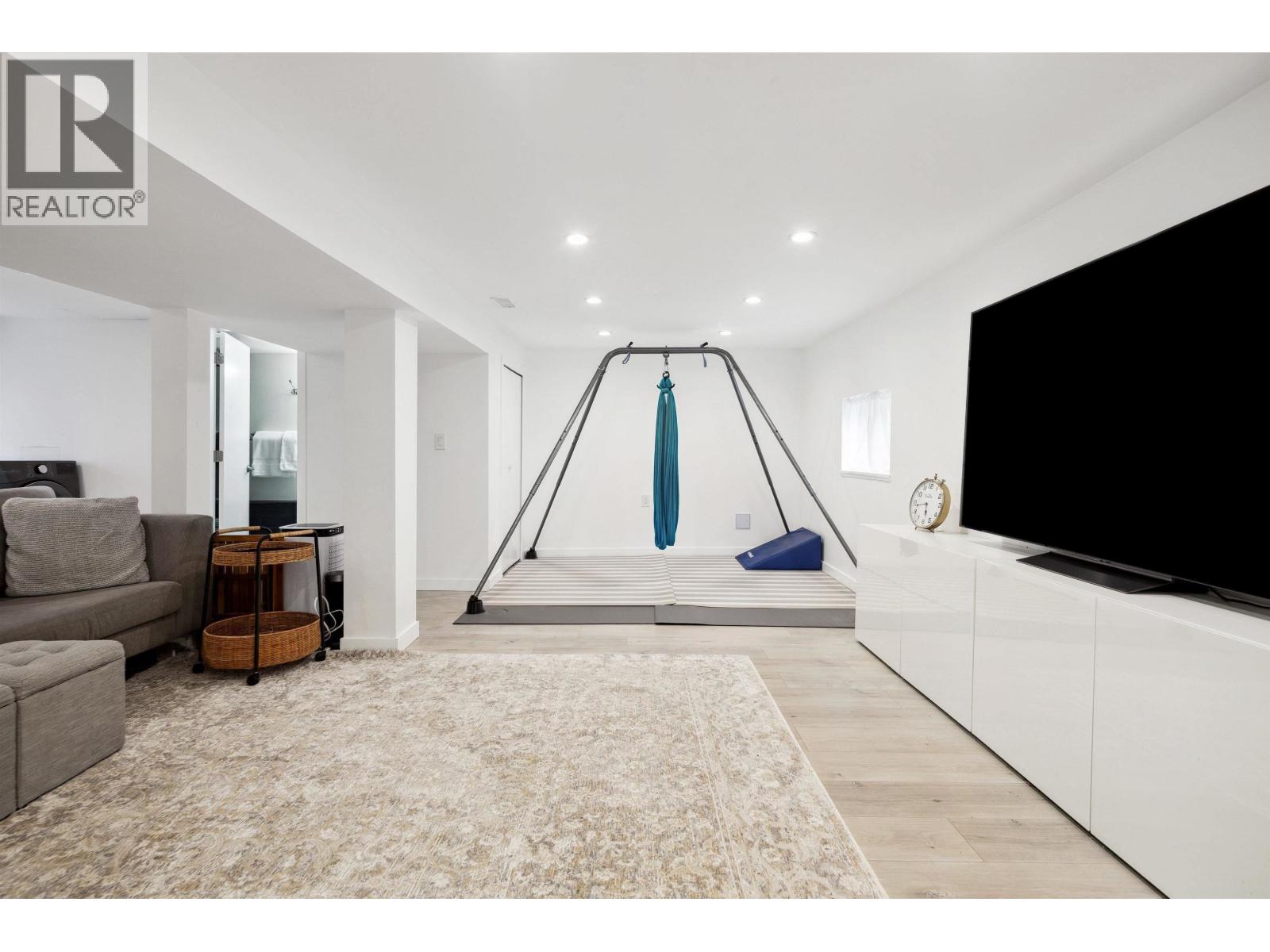 4190 W 11th Avenue, Vancouver, British Columbia  V6R 2L6 - Photo 13 - R3058744