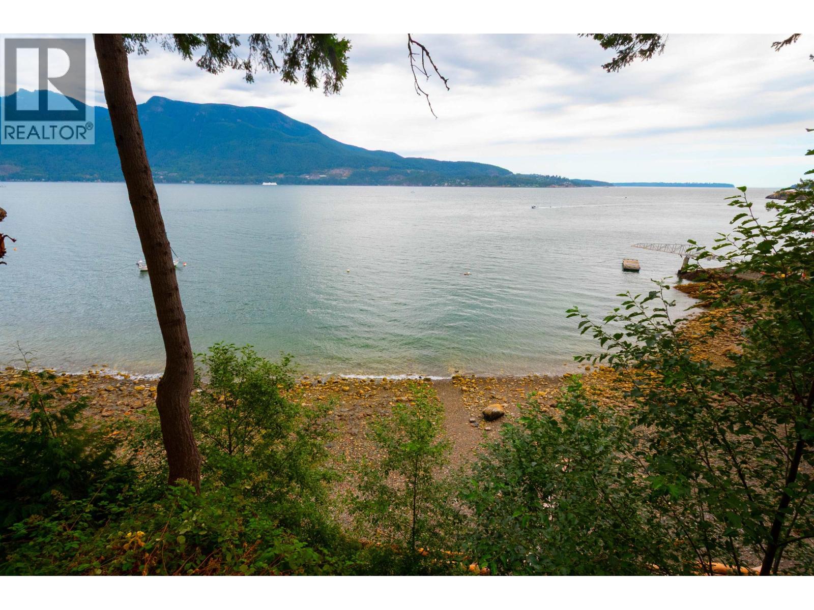  1433 EAGLE CLIFF ROAD,  Bowen Island
