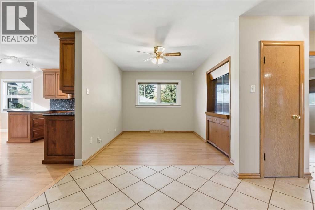 2021 Mountview Crescent Ne, Calgary, Alberta  T2E 5N4 - Photo 10 - A2263999
