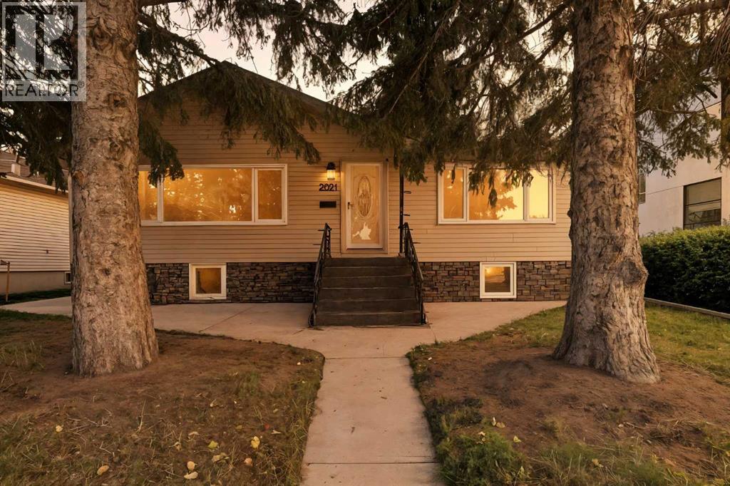 2021 Mountview Crescent Ne, Calgary, Alberta  T2E 5N4 - Photo 1 - A2263999