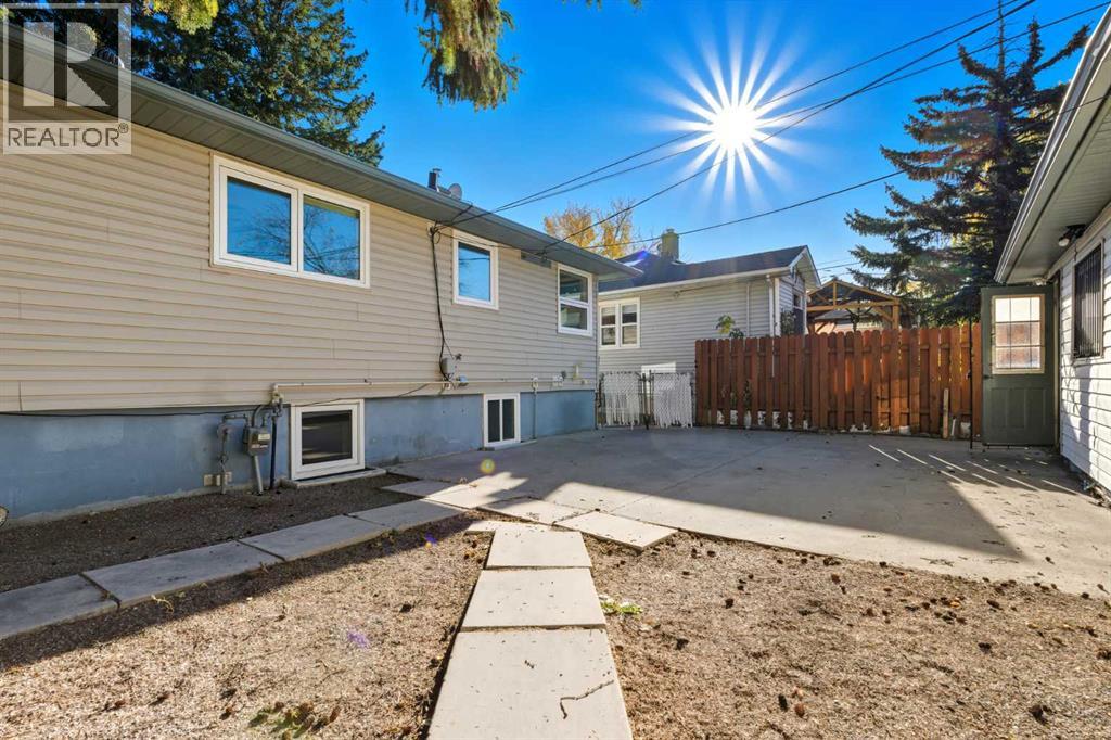 2021 Mountview Crescent Ne, Calgary, Alberta  T2E 5N4 - Photo 33 - A2263999