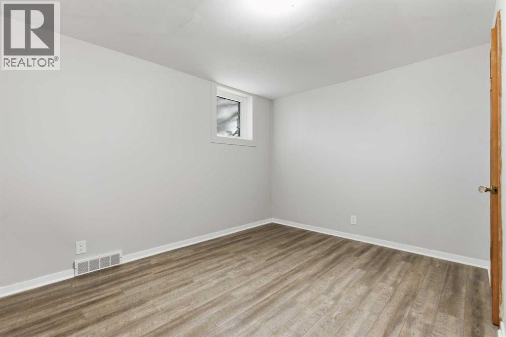 2021 Mountview Crescent Ne, Calgary, Alberta  T2E 5N4 - Photo 21 - A2263999
