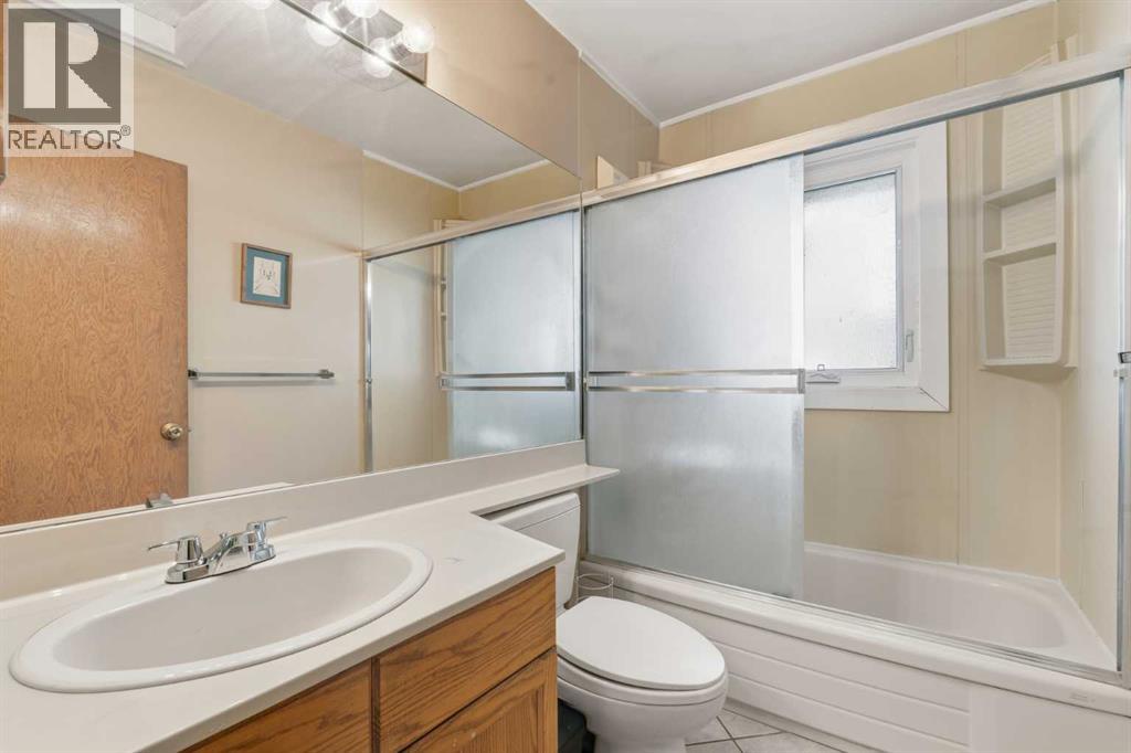 2021 Mountview Crescent Ne, Calgary, Alberta  T2E 5N4 - Photo 16 - A2263999