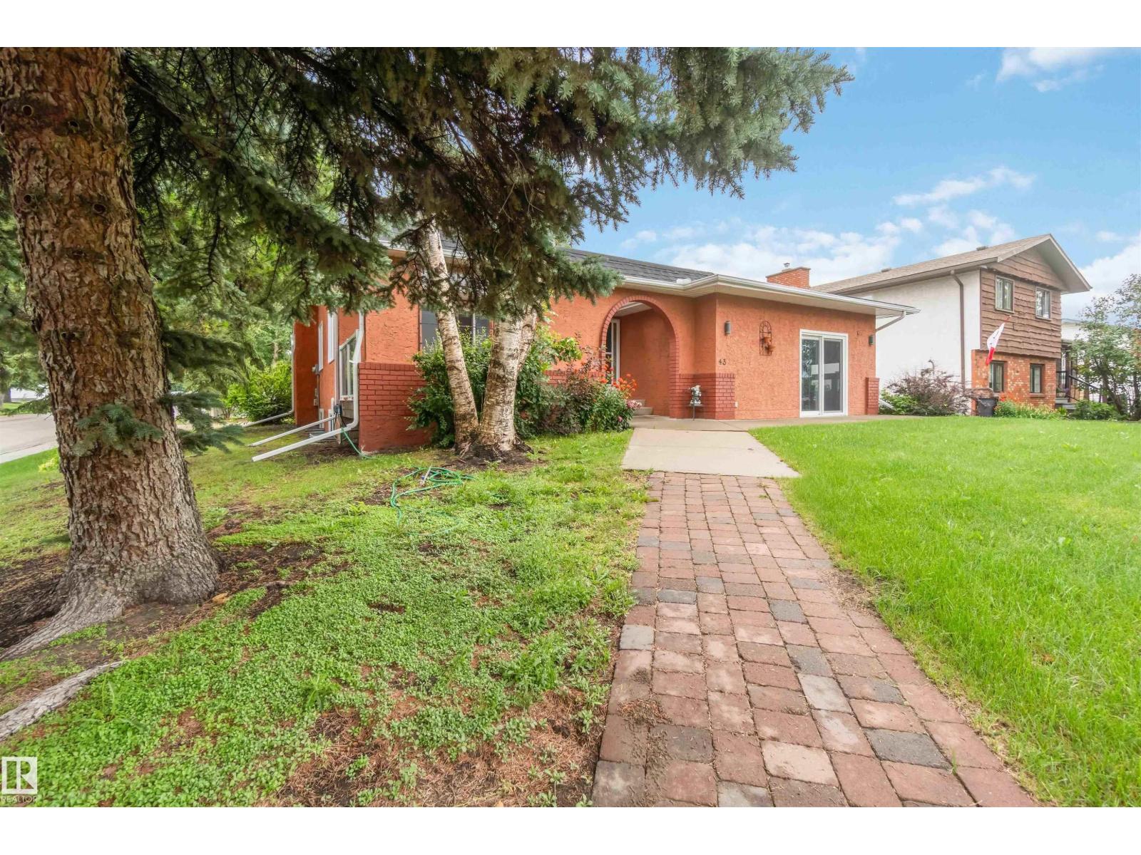 43 Georgian Wy, Sherwood Park, Alberta  T8A 2V3 - Photo 2 - E4462169