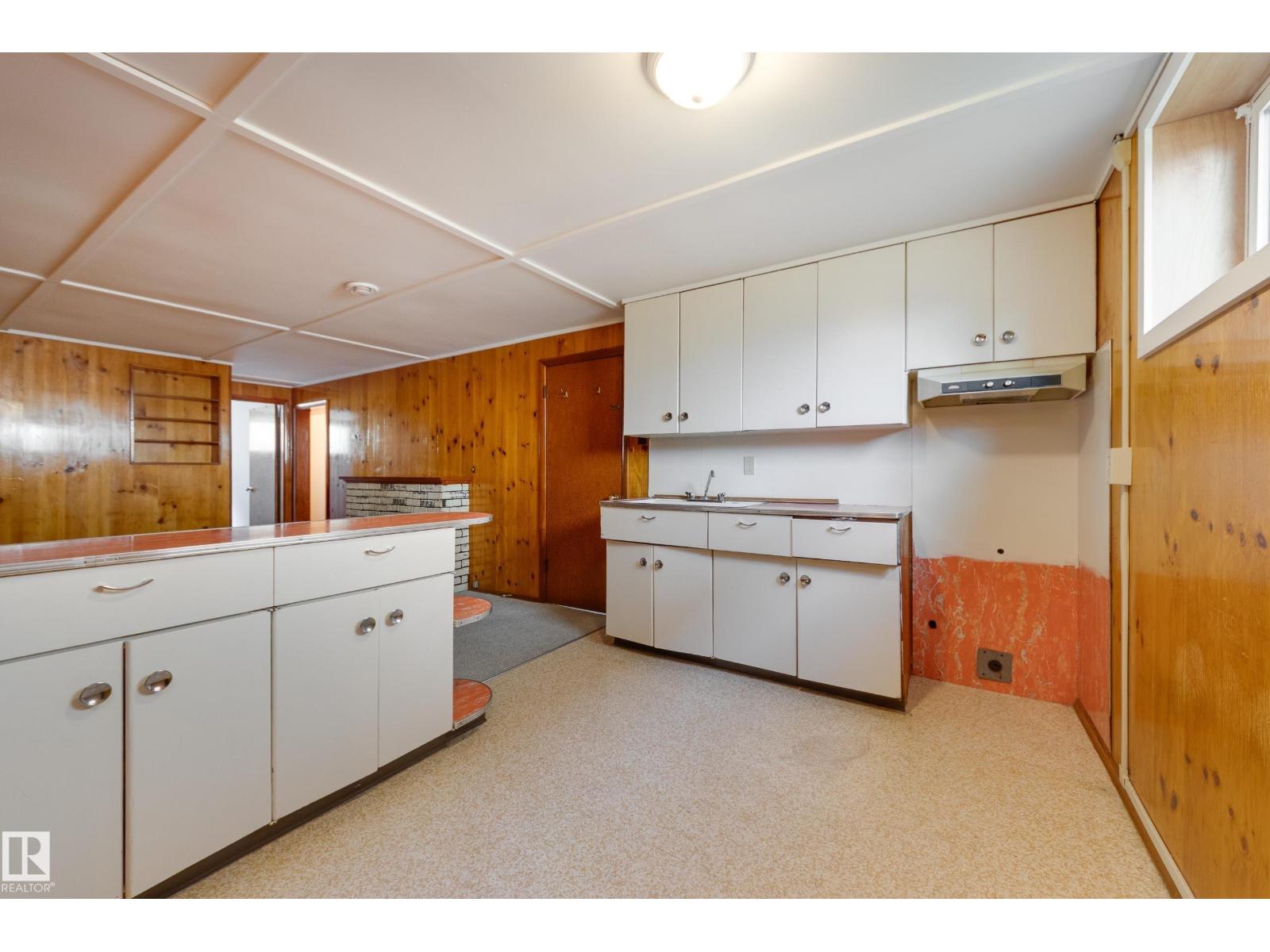13236 115 Av Nw, Edmonton, Alberta  T5M 3A6 - Photo 19 - E4462170