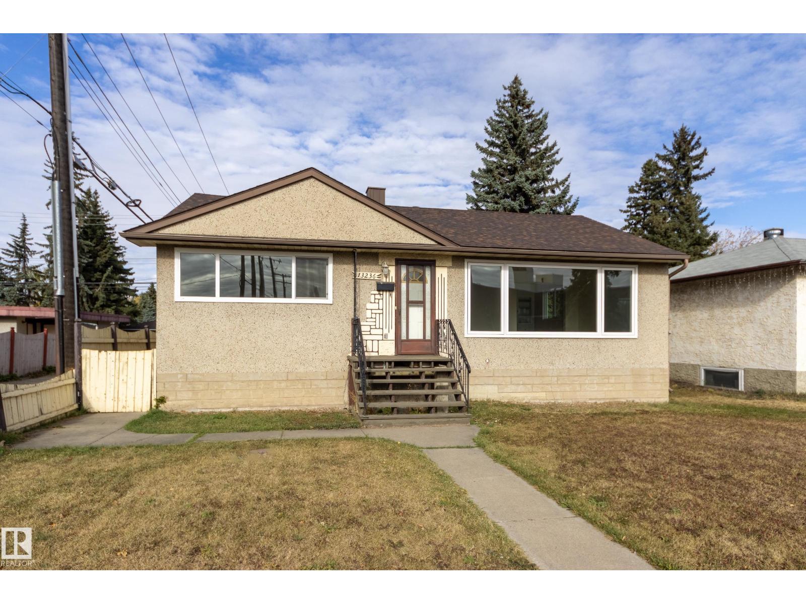 13236 115 Av Nw, Edmonton, Alberta  T5M 3A6 - Photo 2 - E4462170