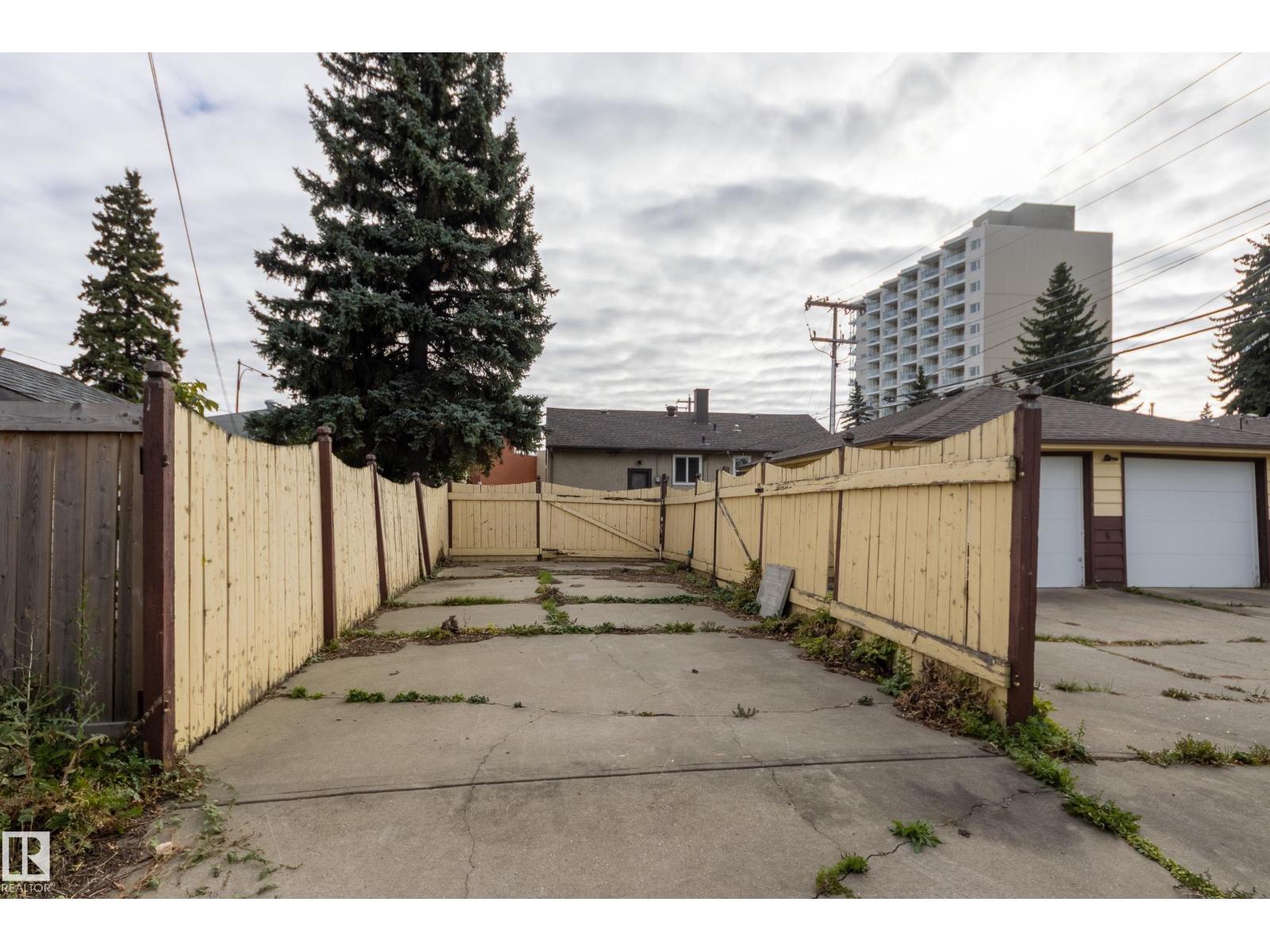 13236 115 Av Nw, Edmonton, Alberta  T5M 3A6 - Photo 36 - E4462170