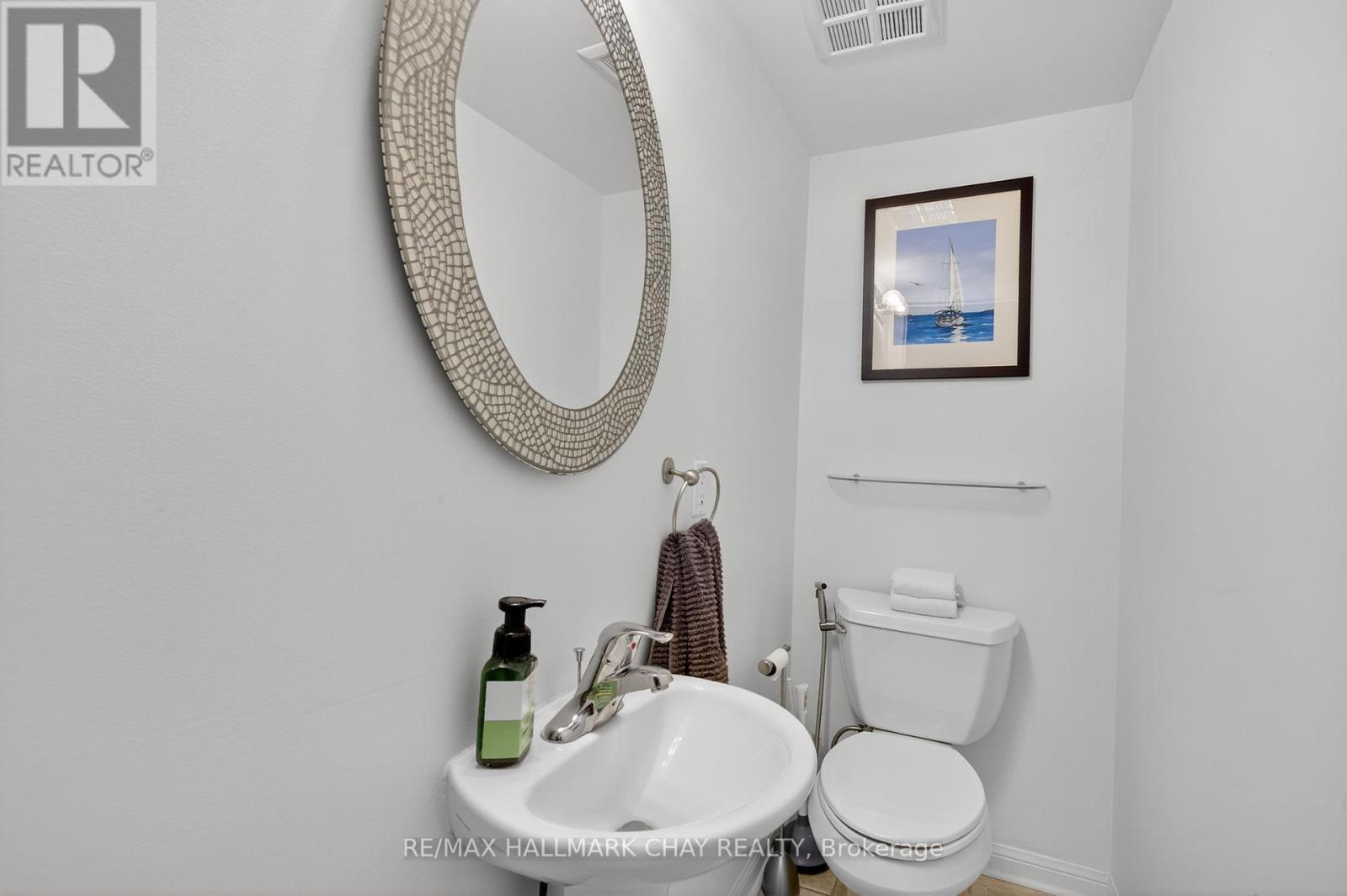 606 - 15 Laidlaw Street, Toronto, Ontario  M6K 1X3 - Photo 6 - W12463621