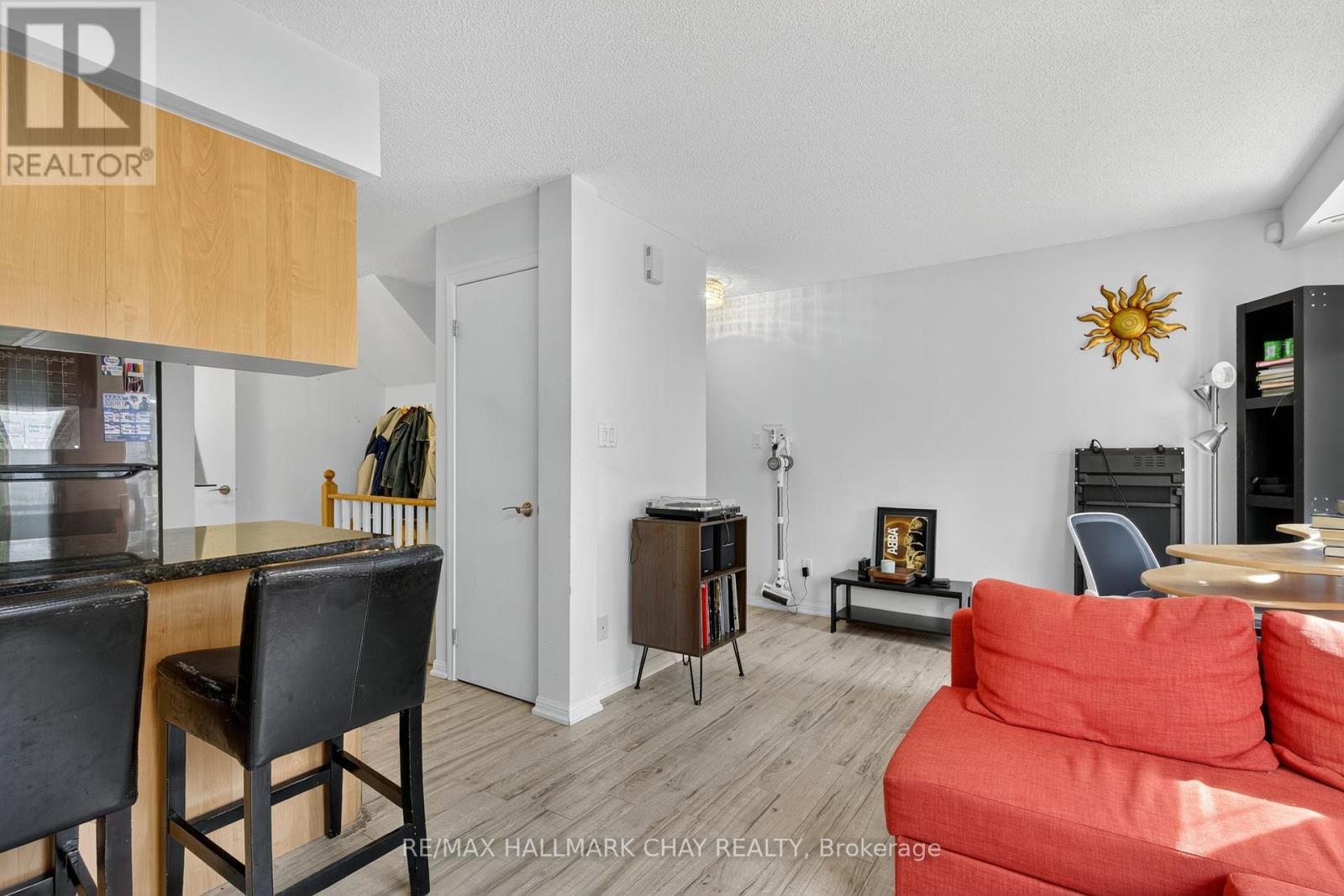 606 - 15 Laidlaw Street, Toronto, Ontario  M6K 1X3 - Photo 8 - W12463621