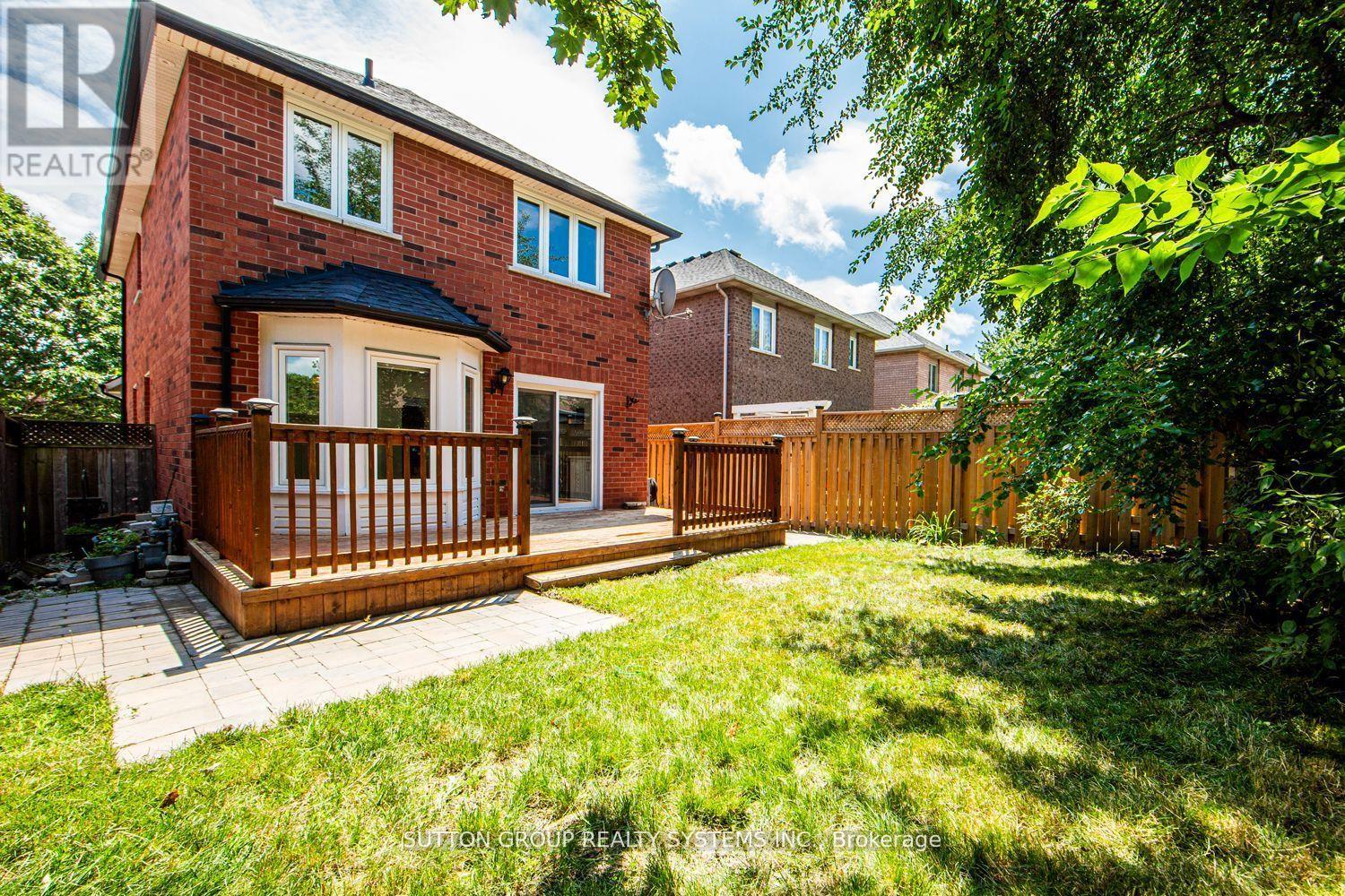 2029 Westmount Drive, Oakville, Ontario  L6M 3P9 - Photo 35 - W12463663